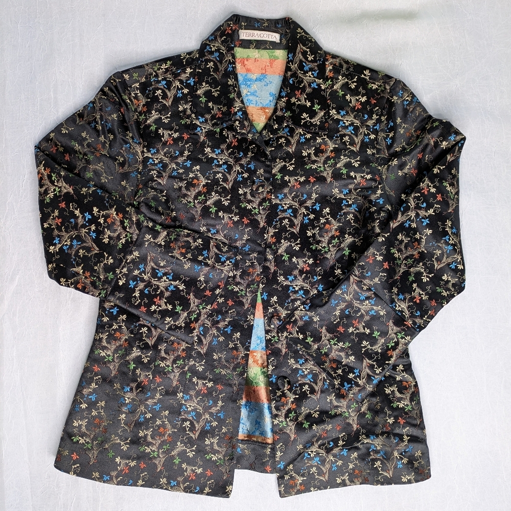 Beautiful Silk Blazer In Black With Delicate Floral Pattern - Size Small